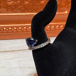 Elegant Blue and Silver Women's Ring